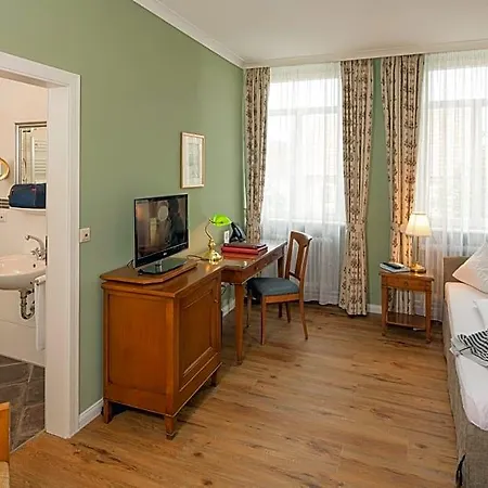 Hotel Arador 3*