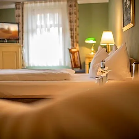 Arador Hotel 3*
