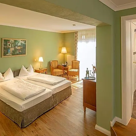 Hotel Arador Kronau