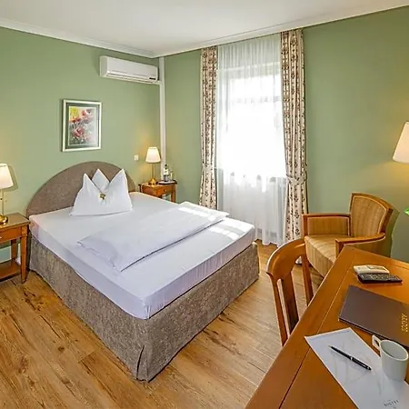 Arador Hotel Kronau